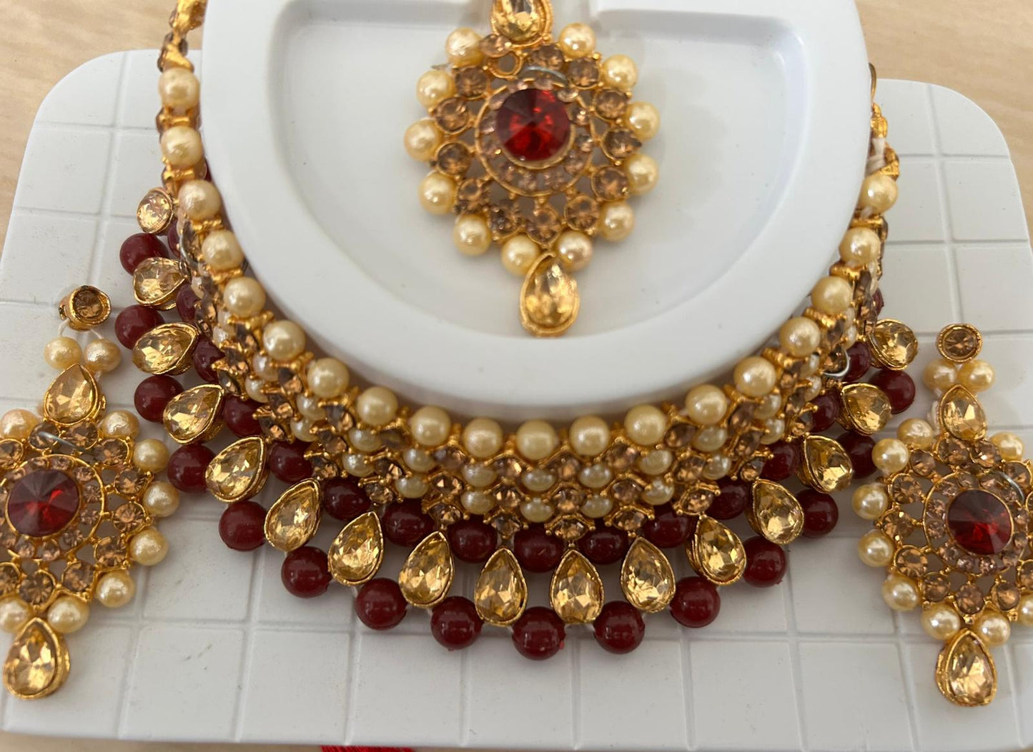 Traditional Kundan Pearl Choker 2